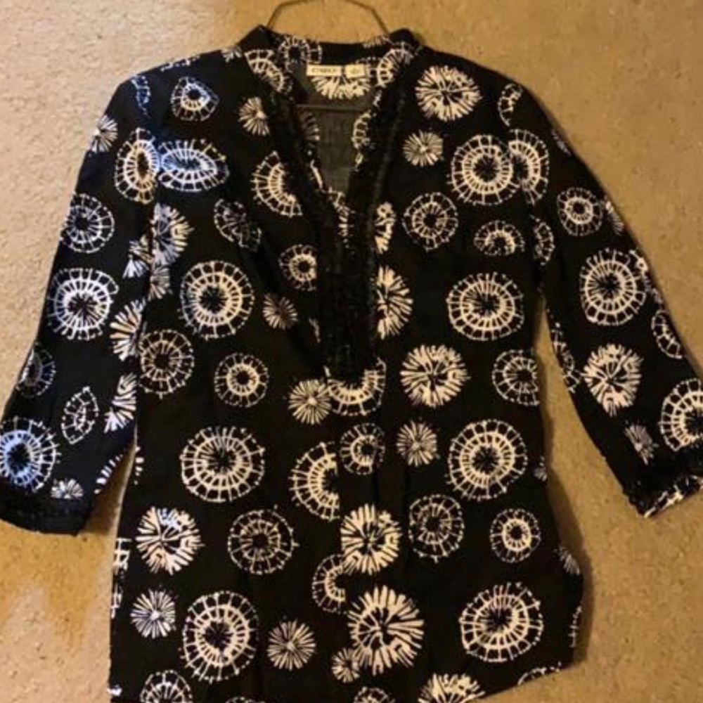 Ladies top
